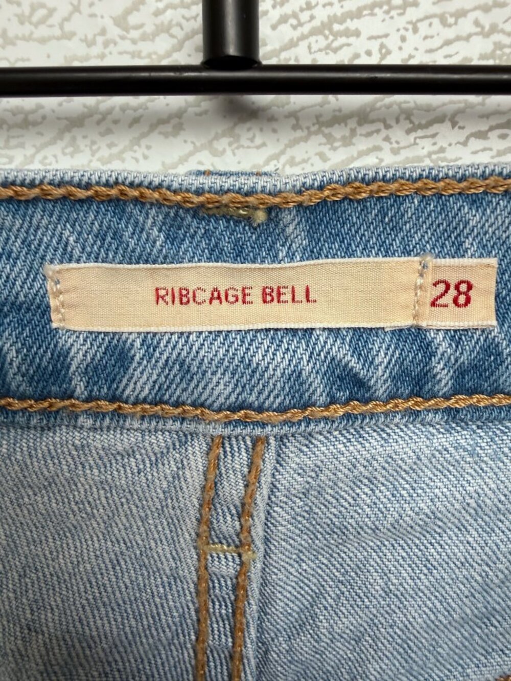 Levis Premium Ribcage Bell High Rise Flare Bell Bottom Jeans Light Wash Size 28 - Picture 6 of 11